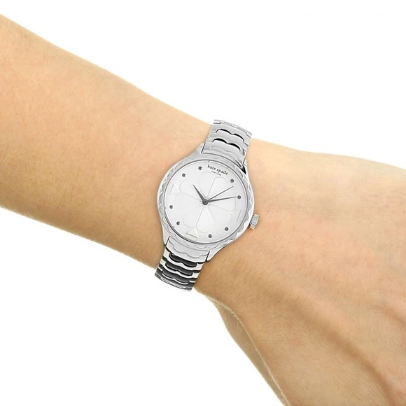 New NWT Kate Space Watch Silver White Needs Battery - Picture 4 of 4